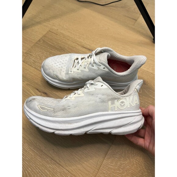 NOT FOR SALE Hoka One One Clifton 9 Women’s Running Shoes White Size 8 - Picture 3 of 8